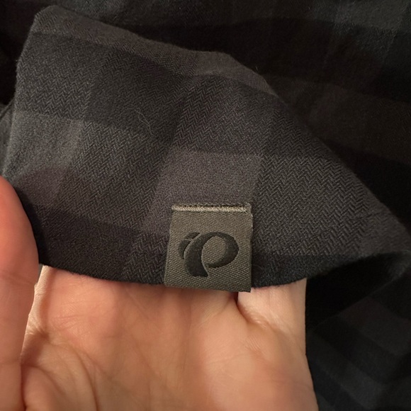 Pearl Izumi Rove Long Sleeve buttondown - Picture 4 of 4